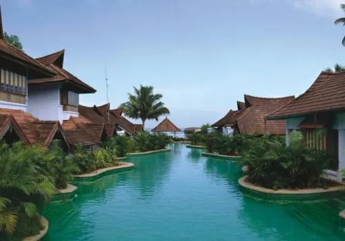 Kerala Luxury Tour Packages with Premium Resorts and Exclusive Experiences